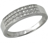 Кольцо с фианитами из серебра 925 пробы