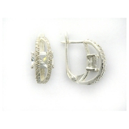 Кольцо с фианитами из серебра 925 пробы